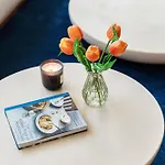 Apartment Olmo Luxury - By Myhomeincomo
