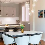Olmo Luxury - By Myhomeincomo *