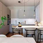 Olmo Luxury - By Myhomeincomo *