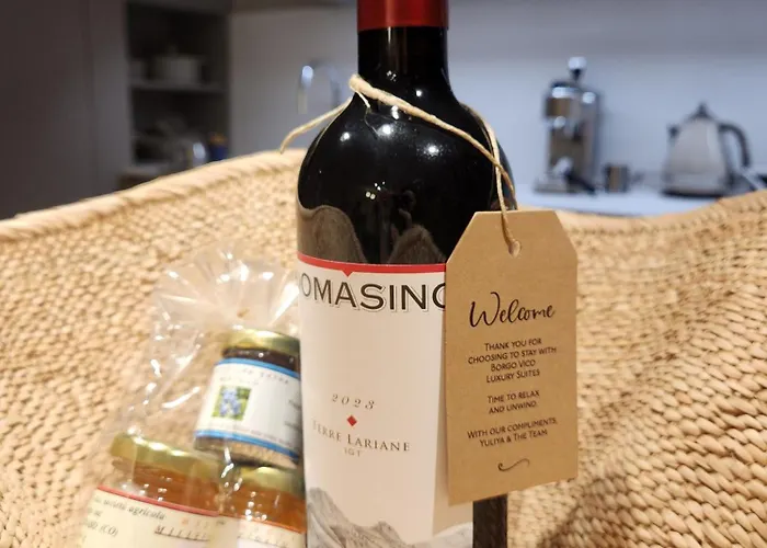 Borgo Vico Luxury - By Myhomeincomo *