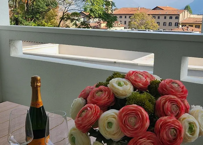 דירה Borgo Vico Luxury - By Myhomeincomo