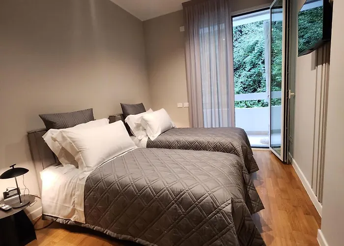 Borgo Vico Luxury - By Myhomeincomo