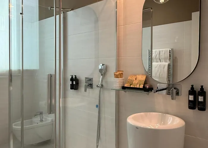 Borgo Vico Luxury - By Myhomeincomo דירה