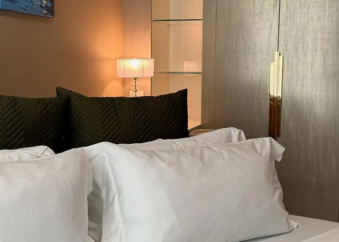 דירה Borgo Vico Luxury - By Myhomeincomo *