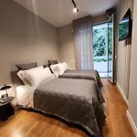 Olmo Luxury - By Myhomeincomo