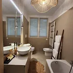 Olmo Luxury - By Myhomeincomo קומו
